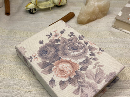 FLOWERS IN RETRO A6 Journal / Nature Diary With Blank Pages / Hardcover Book