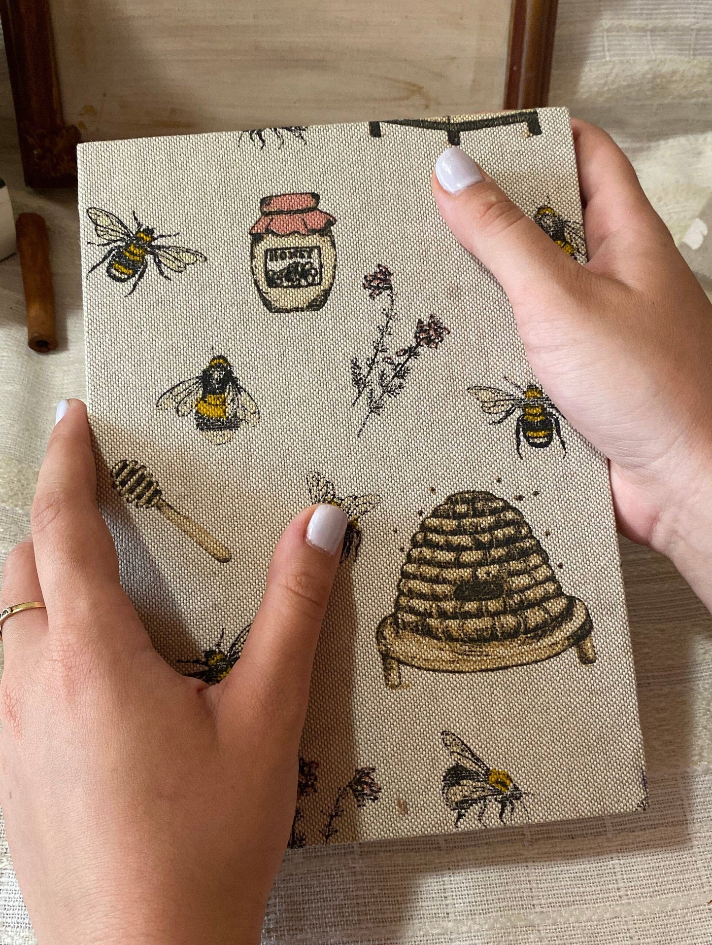 BEES & HONEY A5 journal / Animal Diary With Blank Pages / Hardcover Book