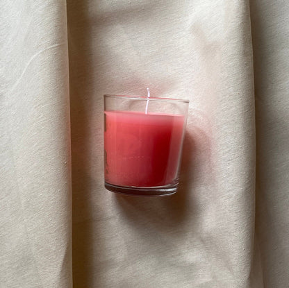 STRAWBERRY SOY Candle / Aromatherapy Gift / Fruity Scent / Personalised Scented Candle in Glass