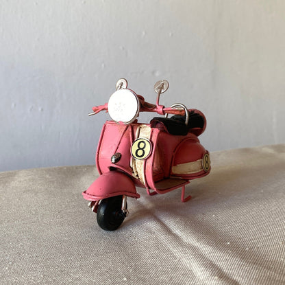 PINK VESPA Decoration / Scooter Metal Model / Old Vespa Model / Vintage Metal Toy / Collectors Item / Gift Idea